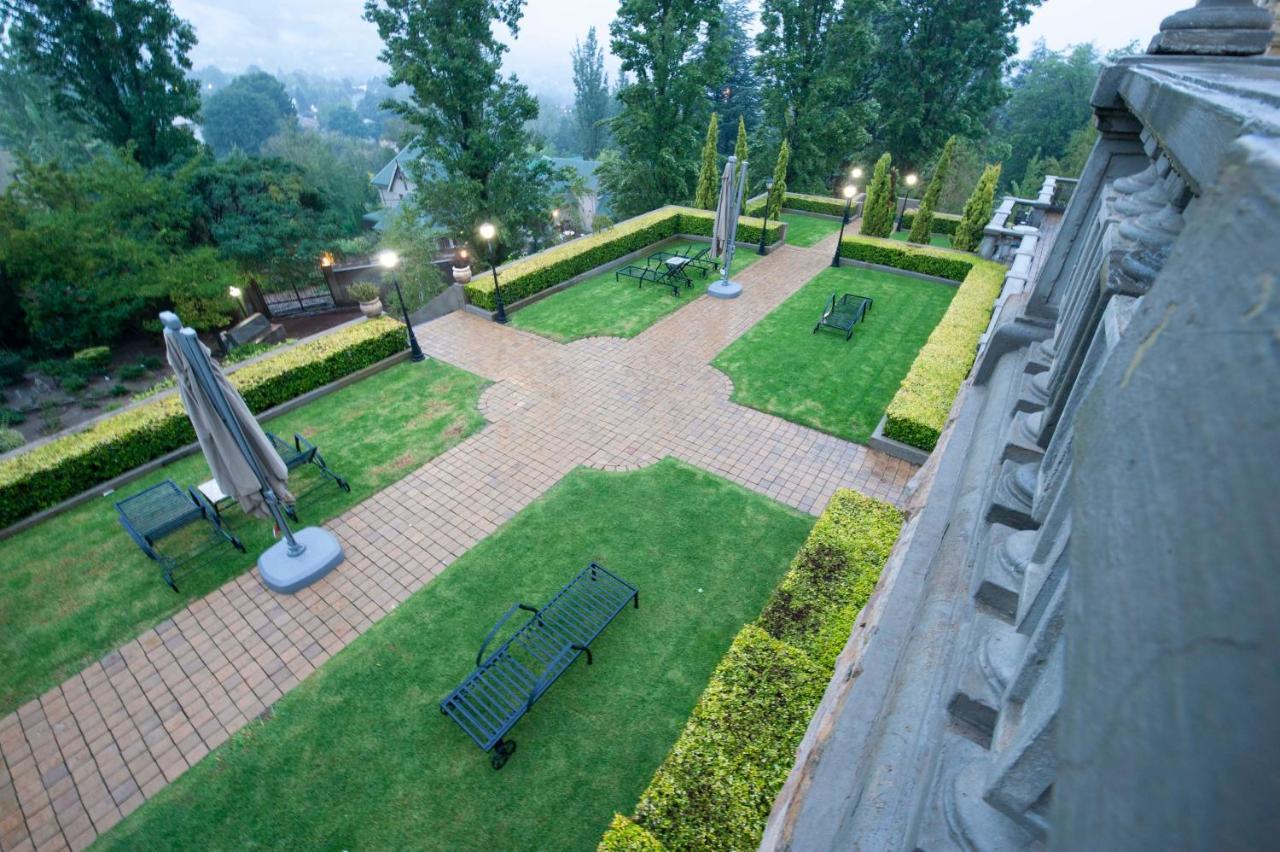 Il Castello Hotell Clarens Exteriör bild