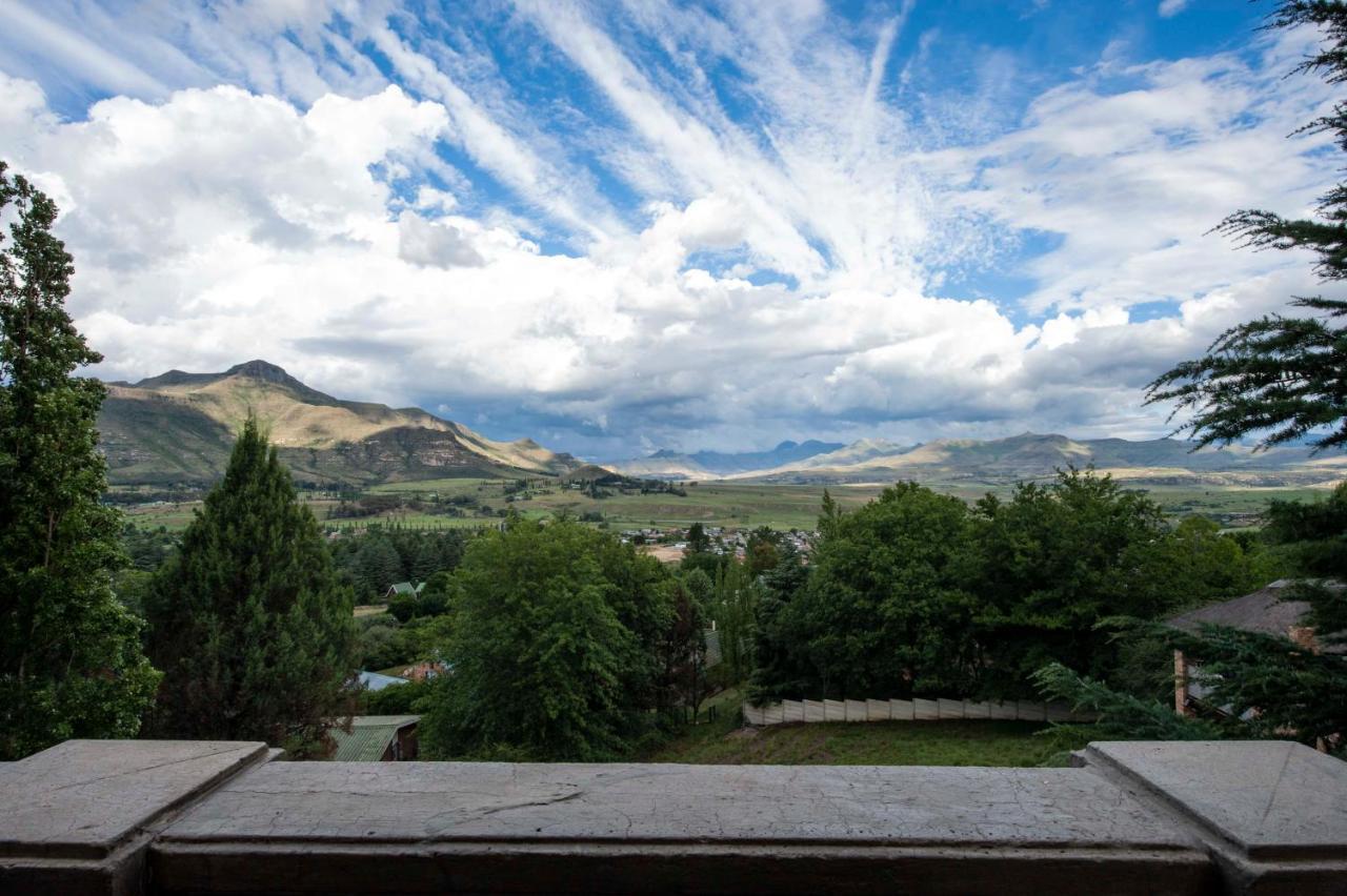 Il Castello Hotell Clarens Exteriör bild